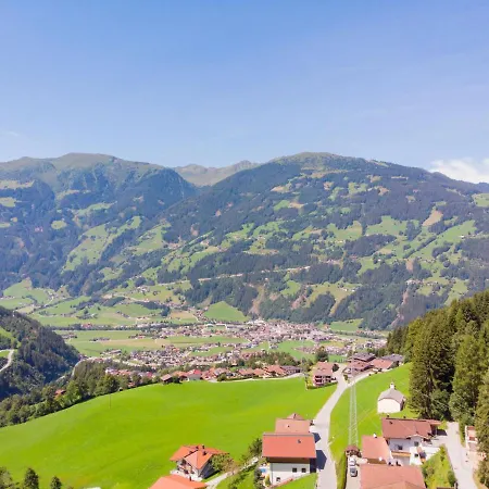 Alpin By Interhome 公寓 *